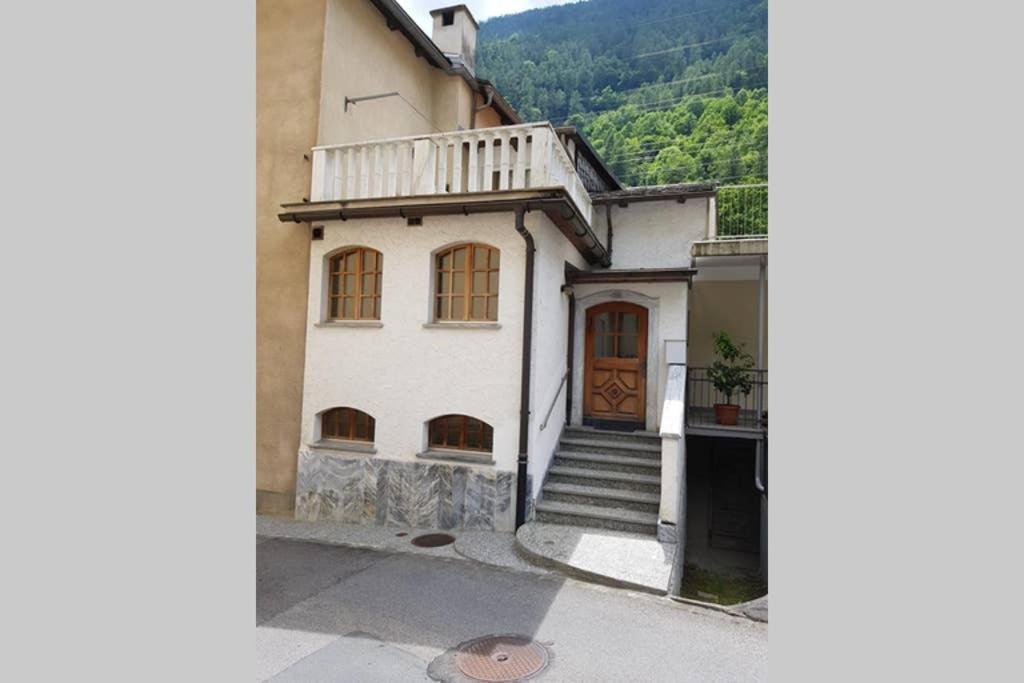 Вілла Bezauberndes Haus Fuer Erholsame Ferien Im Puschlav Campascio Екстер'єр фото